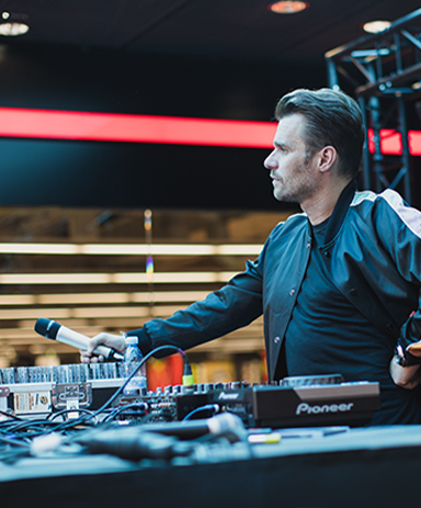 Moderátorky a moderátoři